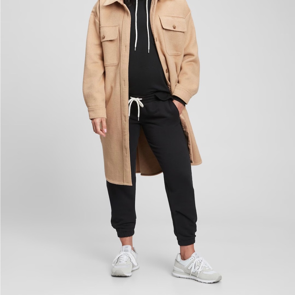2 pairs of Gap Maternity sweatpants